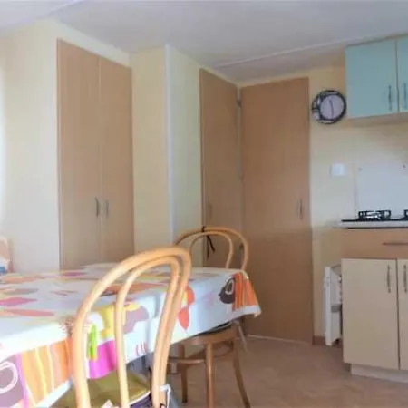 Holiday home Mobilhome 3 Etoiles - Piscine - Eeefah *