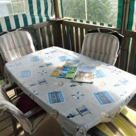 Holiday home Mobilhome 3 Etoiles - Piscine - Eeefah *